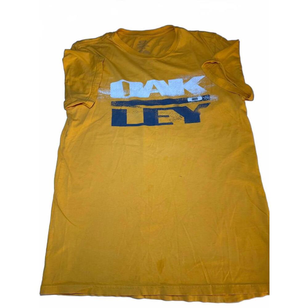 UNIQUE Authentic Oakley Brand Yellow Logo short sleeve Tshirt.‎ Mens Sz M.